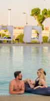 Hotel Queen Vera Mamaia
