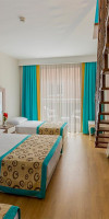 HOLIDAY PARK RESORT