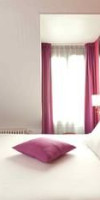 IBIS STYLES PARIS PIGALLE MONTMARTRE