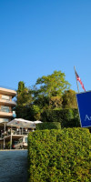 Ambasador Hotel