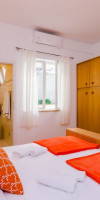 ROOMS BATINA