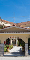 Nomikos Villas