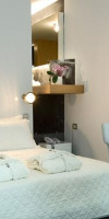 Plaza V Executive Hotel
