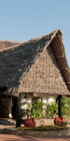 Neptune Village Beach Resort & Spa and Safari Tsavo Explorer RO