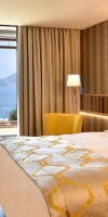 Maestral Resort & Casino