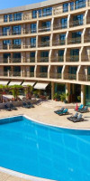 MENA PALACE
