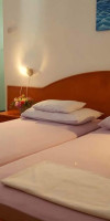 ROOMS MILENA - DOUBLE OR TWIN ROOM WITH PRIVATE BATHROOM