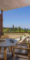 Pnoes Luxury Suites
