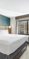 Holiday Inn Manhattan 6th Ave – Chelsea