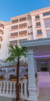 Esal Hotel