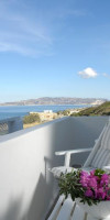 Kapetan Tasos Suites