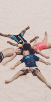 VICTORIA BEACHCOMBER