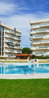 Larimar apt