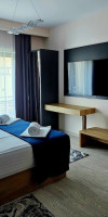 M CITY APARTHOTEL