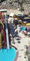 El karma Aqua beach