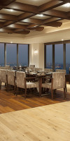 Park Regis Kris Kin