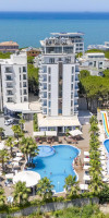 Henry Resort & Spa