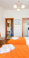 APARTMENTS EVA