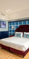 The Independent Hotel