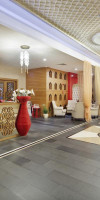 CRYSTAL PALACE LUXURY RESORT & SPA