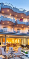 Green Bay Hotel