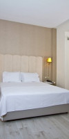 THE HOTEL 48