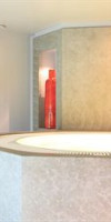 PAVILLON DE LA REINE amp; SPA