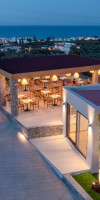 Deos Luxury Suites