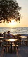 ALEX BEACH HOTEL BUNGALOWS