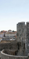 STUDIOS LONCARICA