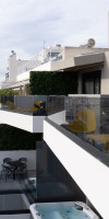 LUXamp;EASY Athens Metro Suites