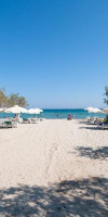 Tigaki Beach