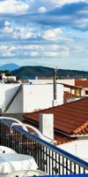 Syraina Apartments