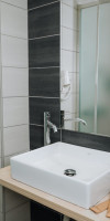 Amphitryon City Hotel