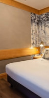Hotel White