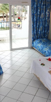 NESRINE HAMMAMET