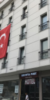 Niconya Port Suite  Hotel
