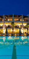Latanya Park Resort