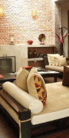 Azur Real Boutique