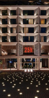 25Hours Hotel Dubai One Central