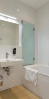 4 Beds & More Apartments
