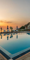 Adrakos Apartments