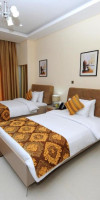 Al Mansour Park Inn Hotel&Apartment