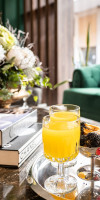 Alexandra Boutique Residence Downtown