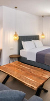 Alizea Villas & Suites