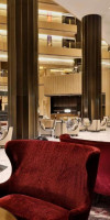 AlRayyan Hotel Doha, Curio Collection by Hilton