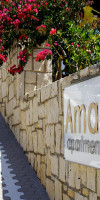 Amalia Apartments and Studios