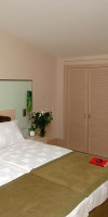 Ambassador Plaza Hotel