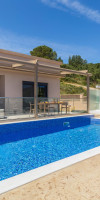 Amelia Residence