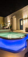Amera Suites